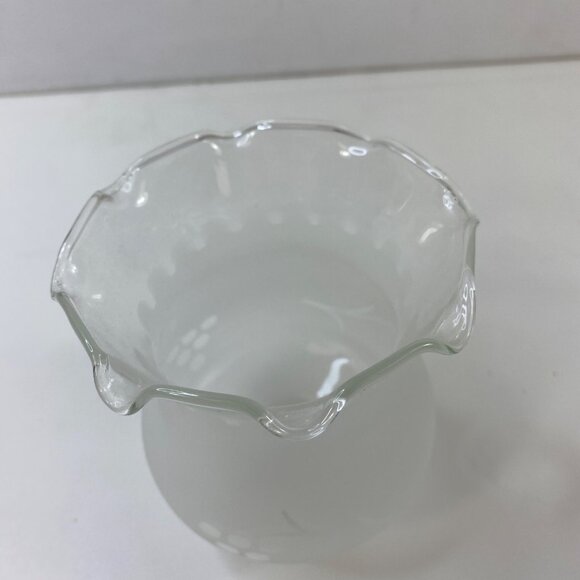 4 Vintage Frosted Glass Lamp Shades Etched Grapevine Design Ruffled Edge - Picture 5 of 14